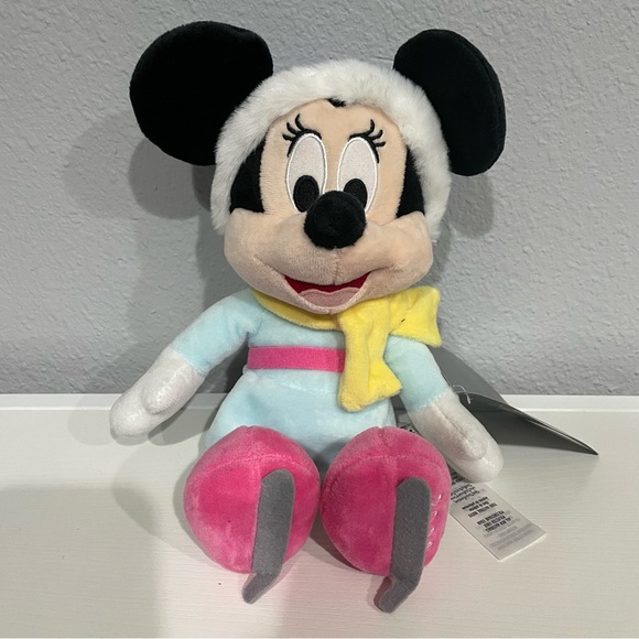 Disney Parks Minnie Mouse “From Our Family to Yours” Plush in Box 9'' - Picture 3 of 8